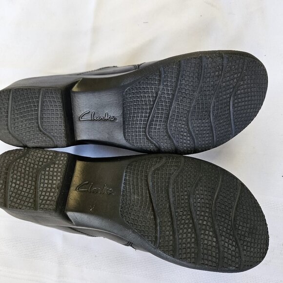 Clarks Collection Angel Pearl Wpmen's Black Leather Slipon Shoes Size 9M - Picture 7 of 7